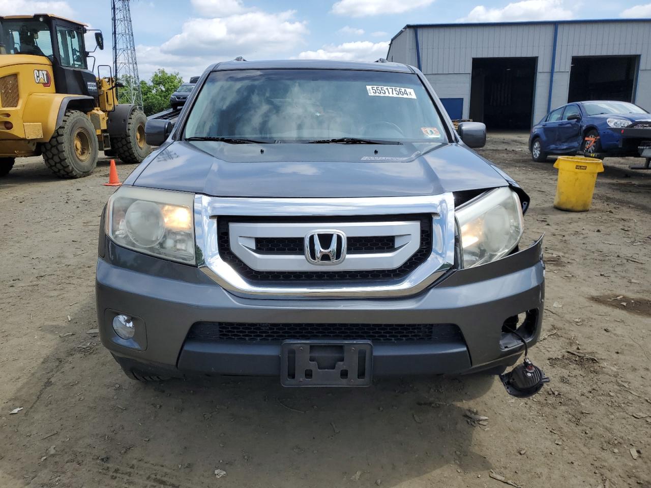 Photo 4 VIN: 5FNYF4H65AB012780 - HONDA PILOT 