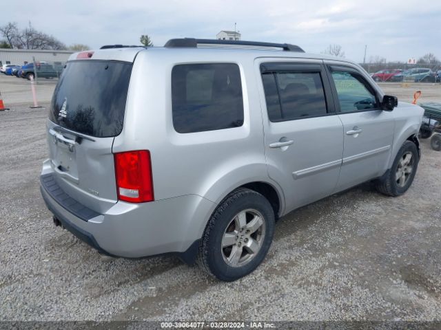 Photo 3 VIN: 5FNYF4H66BB072066 - HONDA PILOT 