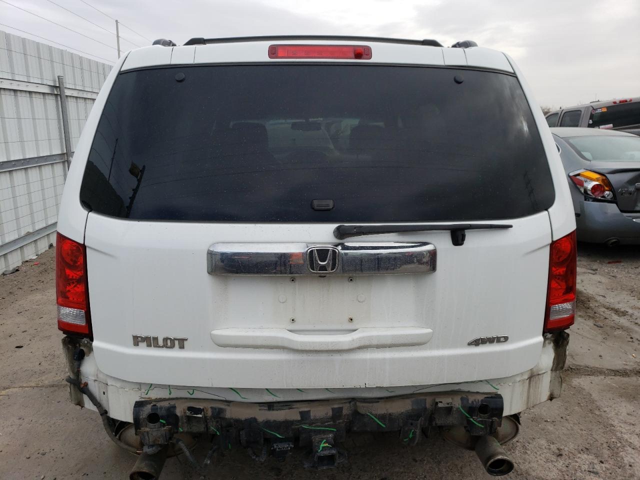 Photo 5 VIN: 5FNYF4H66CB080833 - HONDA PILOT 