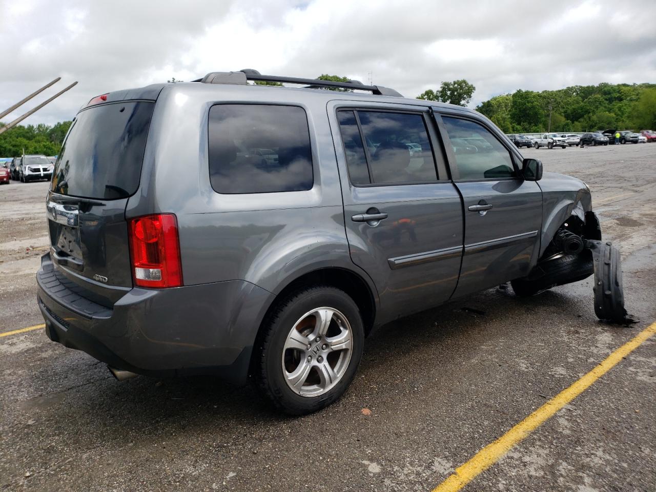 Photo 2 VIN: 5FNYF4H66DB072619 - HONDA PILOT 