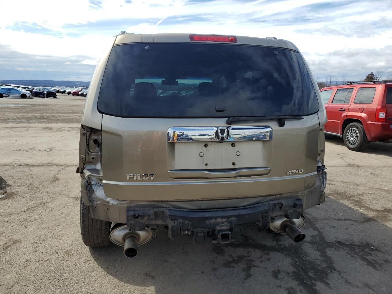 Photo 5 VIN: 5FNYF4H67AB001442 - HONDA PILOT 