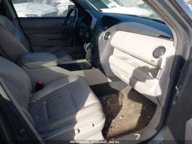 Photo 4 VIN: 5FNYF4H67AB037146 - HONDA PILOT 