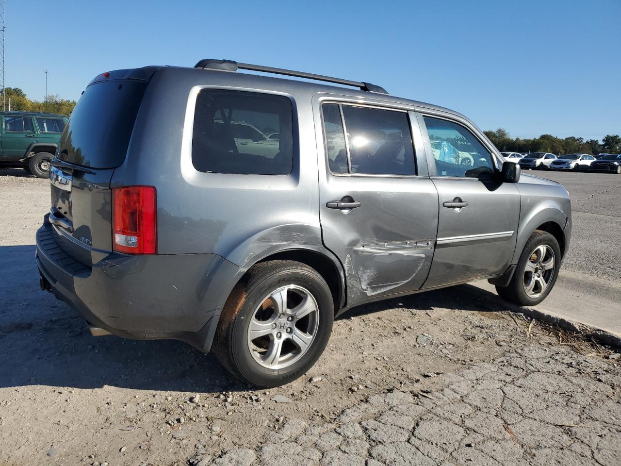 Photo 2 VIN: 5FNYF4H68CB015028 - HONDA PILOT 