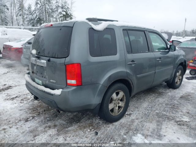 Photo 3 VIN: 5FNYF4H6XAB032717 - HONDA PILOT 