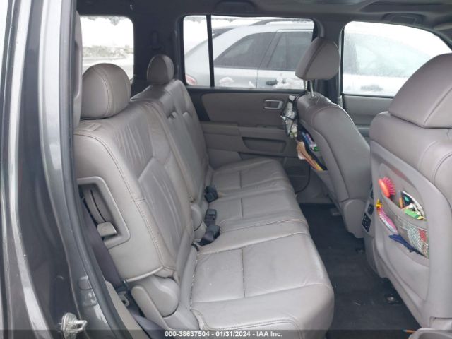 Photo 7 VIN: 5FNYF4H6XAB032717 - HONDA PILOT 