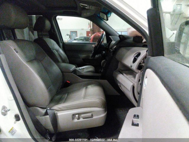 Photo 4 VIN: 5FNYF4H6XCB066692 - HONDA PILOT 