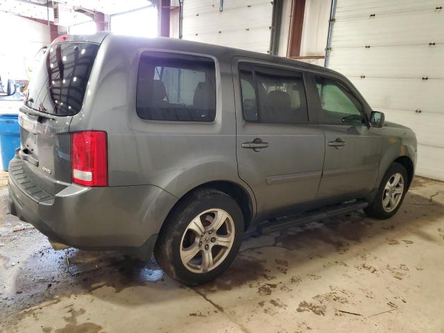 Photo 2 VIN: 5FNYF4H6XDB039980 - HONDA PILOT 