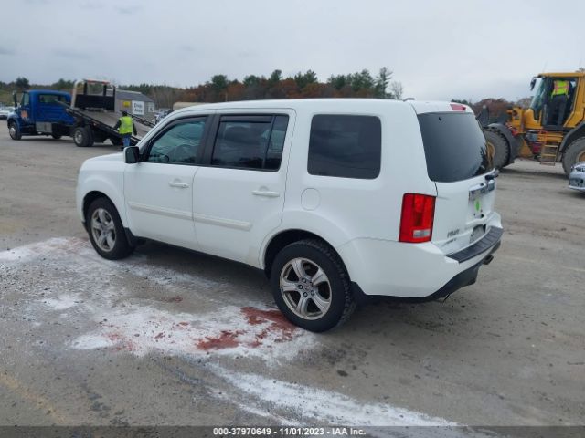 Photo 2 VIN: 5FNYF4H70FB025873 - HONDA PILOT 