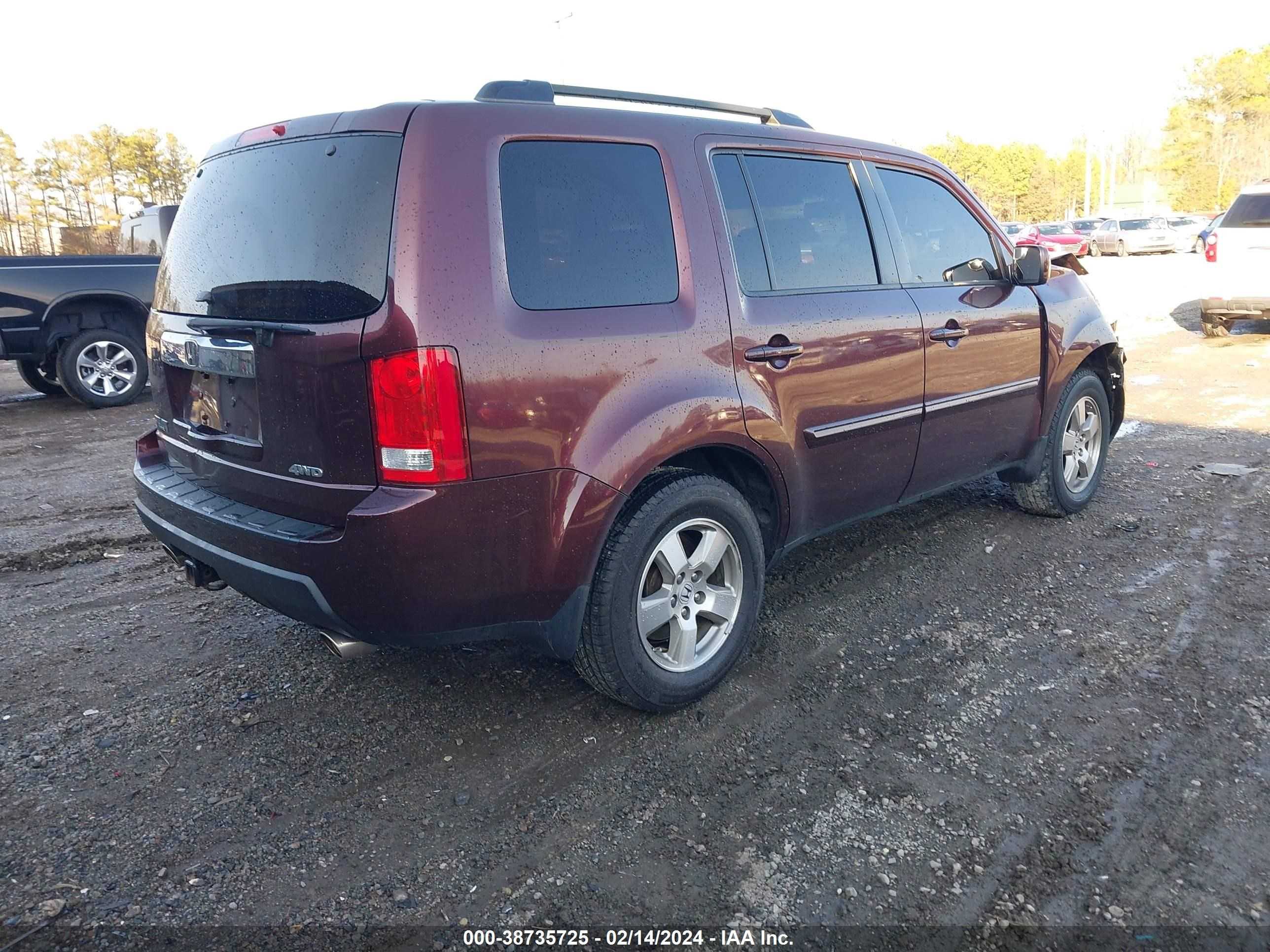 Photo 3 VIN: 5FNYF4H72BB062031 - HONDA PILOT 