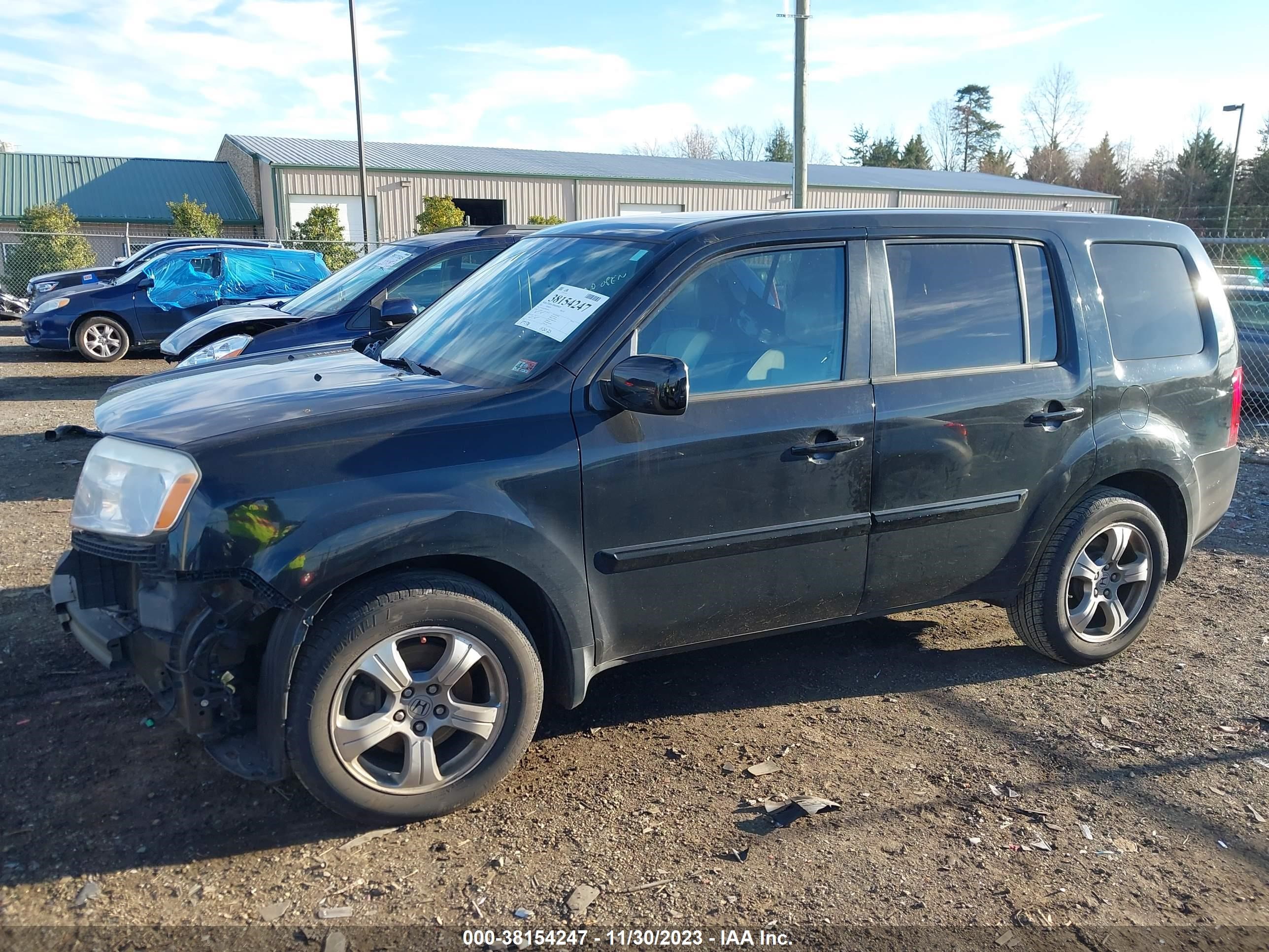 Photo 14 VIN: 5FNYF4H72DB061464 - HONDA PILOT 