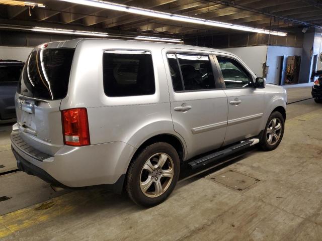 Photo 2 VIN: 5FNYF4H76CB062244 - HONDA PILOT EXLN 