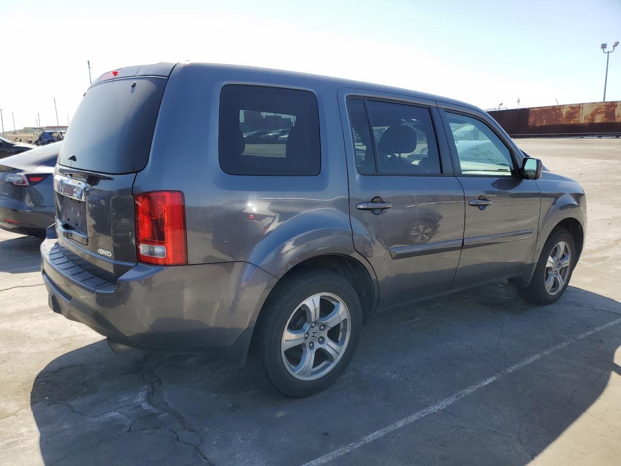 Photo 2 VIN: 5FNYF4H77EB052986 - HONDA PILOT 