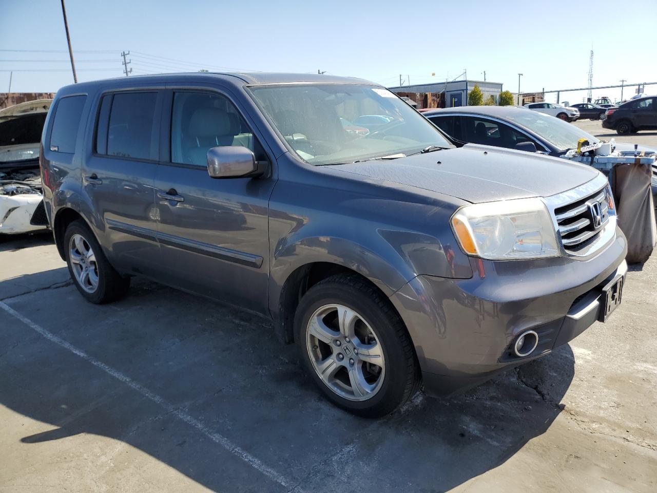 Photo 3 VIN: 5FNYF4H77EB052986 - HONDA PILOT 