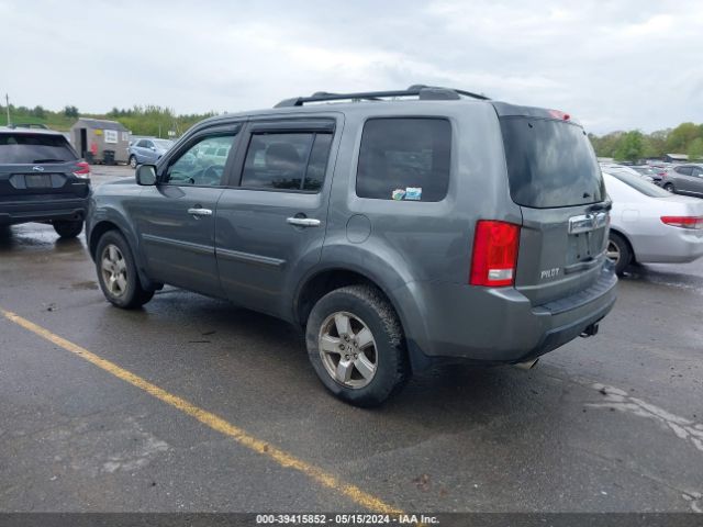 Photo 2 VIN: 5FNYF4H79BB063385 - HONDA PILOT 