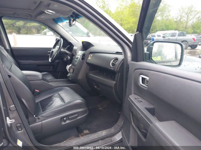 Photo 4 VIN: 5FNYF4H79BB063385 - HONDA PILOT 