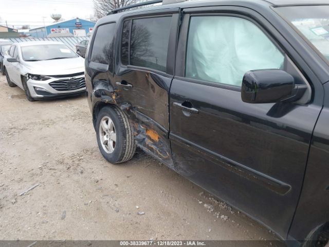 Photo 5 VIN: 5FNYF4H79BB070885 - HONDA PILOT 