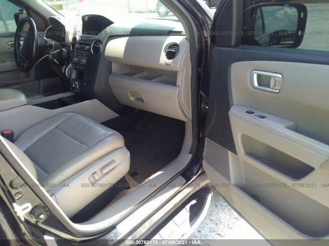 Photo 4 VIN: 5FNYF4H79DB043981 - HONDA PILOT 