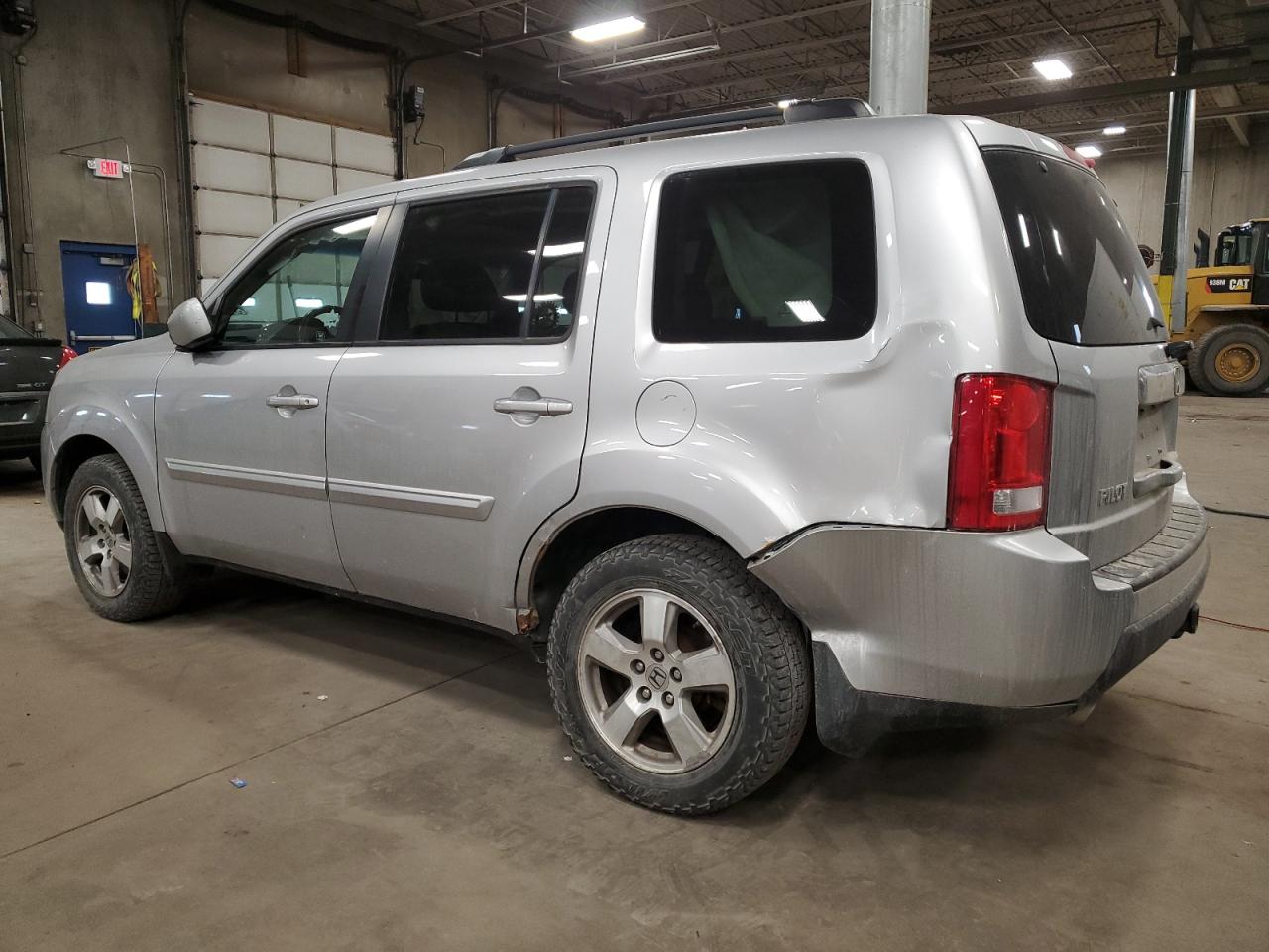 Photo 1 VIN: 5FNYF4H7XBB097528 - HONDA PILOT 