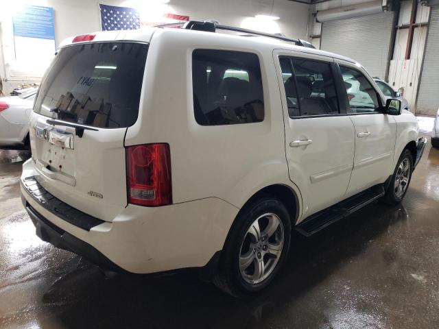 Photo 2 VIN: 5FNYF4H7XCB037735 - HONDA PILOT EXLN 