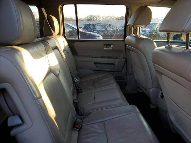 Photo 10 VIN: 5FNYF4H7XEB025118 - HONDA PILOT 