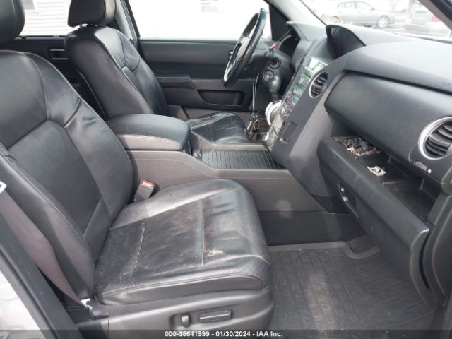 Photo 4 VIN: 5FNYF4H81AB007318 - HONDA PILOT 