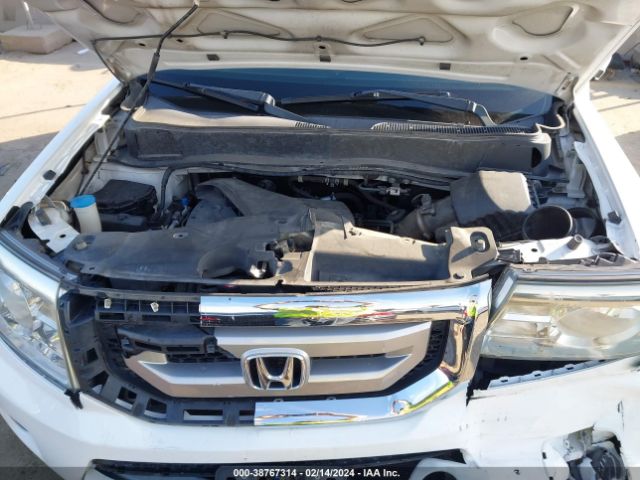 Photo 9 VIN: 5FNYF4H81AB021090 - HONDA PILOT 