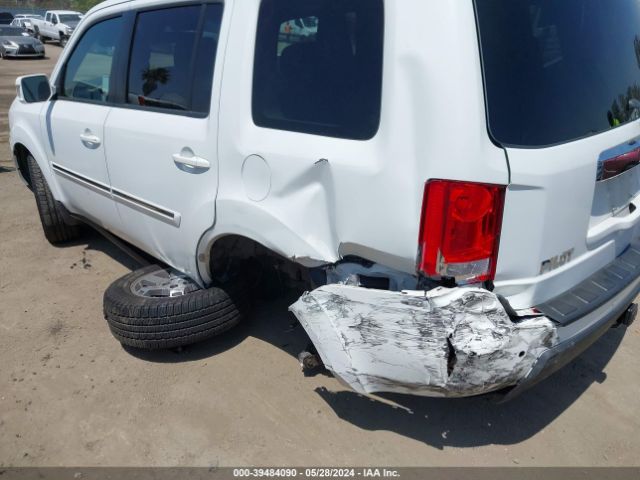 Photo 5 VIN: 5FNYF4H84AB033296 - HONDA PILOT 