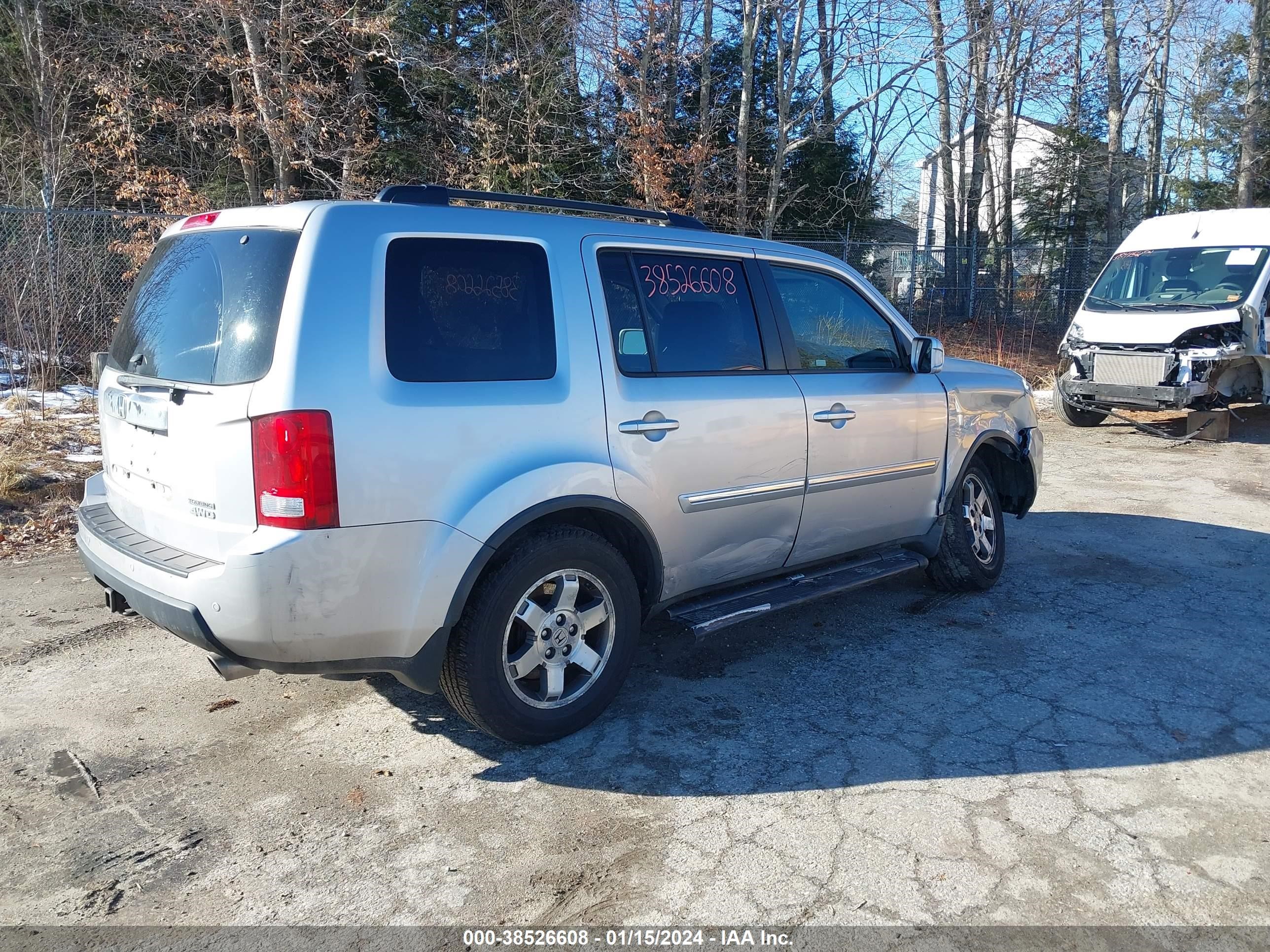 Photo 3 VIN: 5FNYF4H86AB007329 - HONDA PILOT 