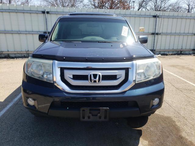 Photo 4 VIN: 5FNYF4H88AB017599 - HONDA PILOT TOUR 