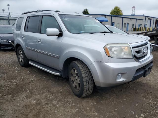 Photo 3 VIN: 5FNYF4H89AB040681 - HONDA PILOT TOUR 