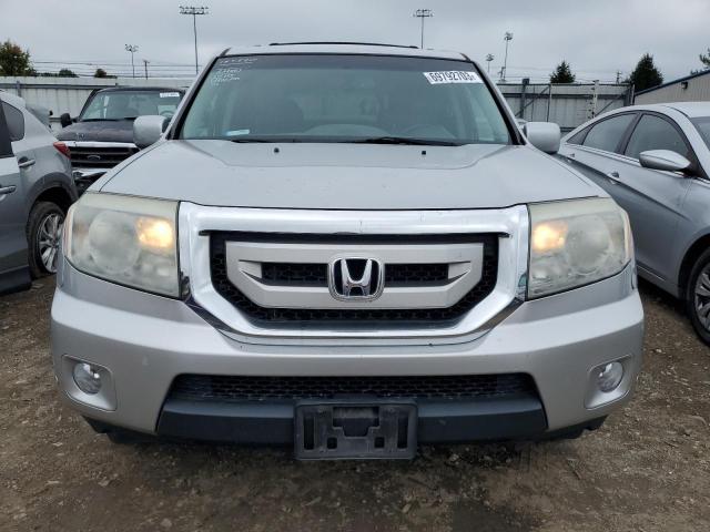 Photo 4 VIN: 5FNYF4H89AB040681 - HONDA PILOT TOUR 