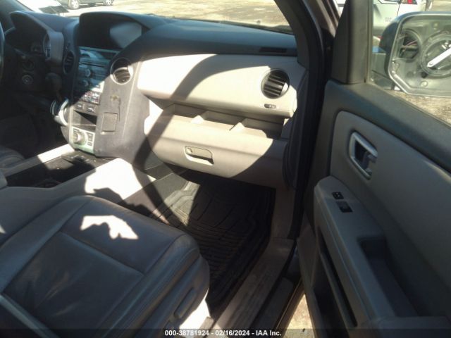 Photo 4 VIN: 5FNYF4H8XAB038762 - HONDA PILOT 