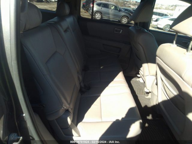 Photo 7 VIN: 5FNYF4H8XAB038762 - HONDA PILOT 