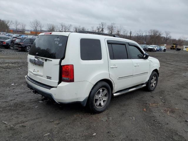 Photo 2 VIN: 5FNYF4H90AB035605 - HONDA PILOT TOUR 