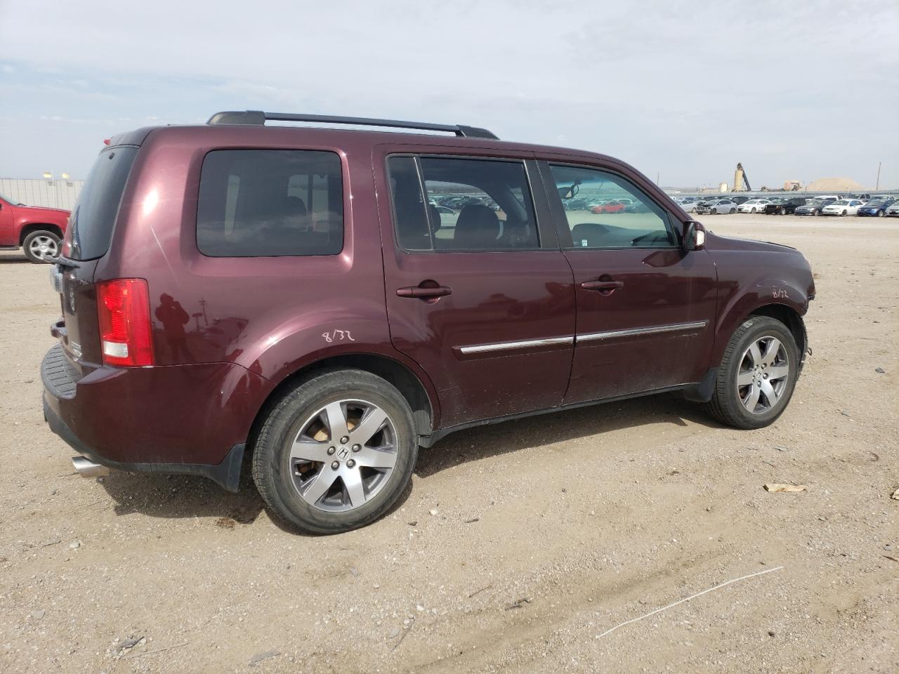 Photo 2 VIN: 5FNYF4H90FB026815 - HONDA PILOT 