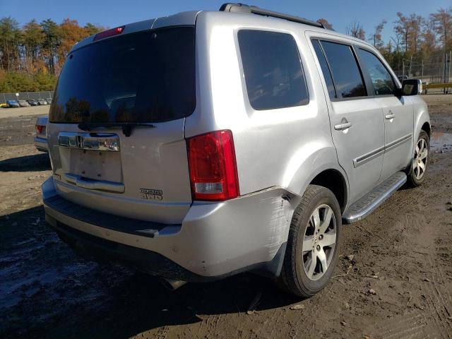 Photo 3 VIN: 5FNYF4H91CB075579 - HONDA PILOT TOUR 