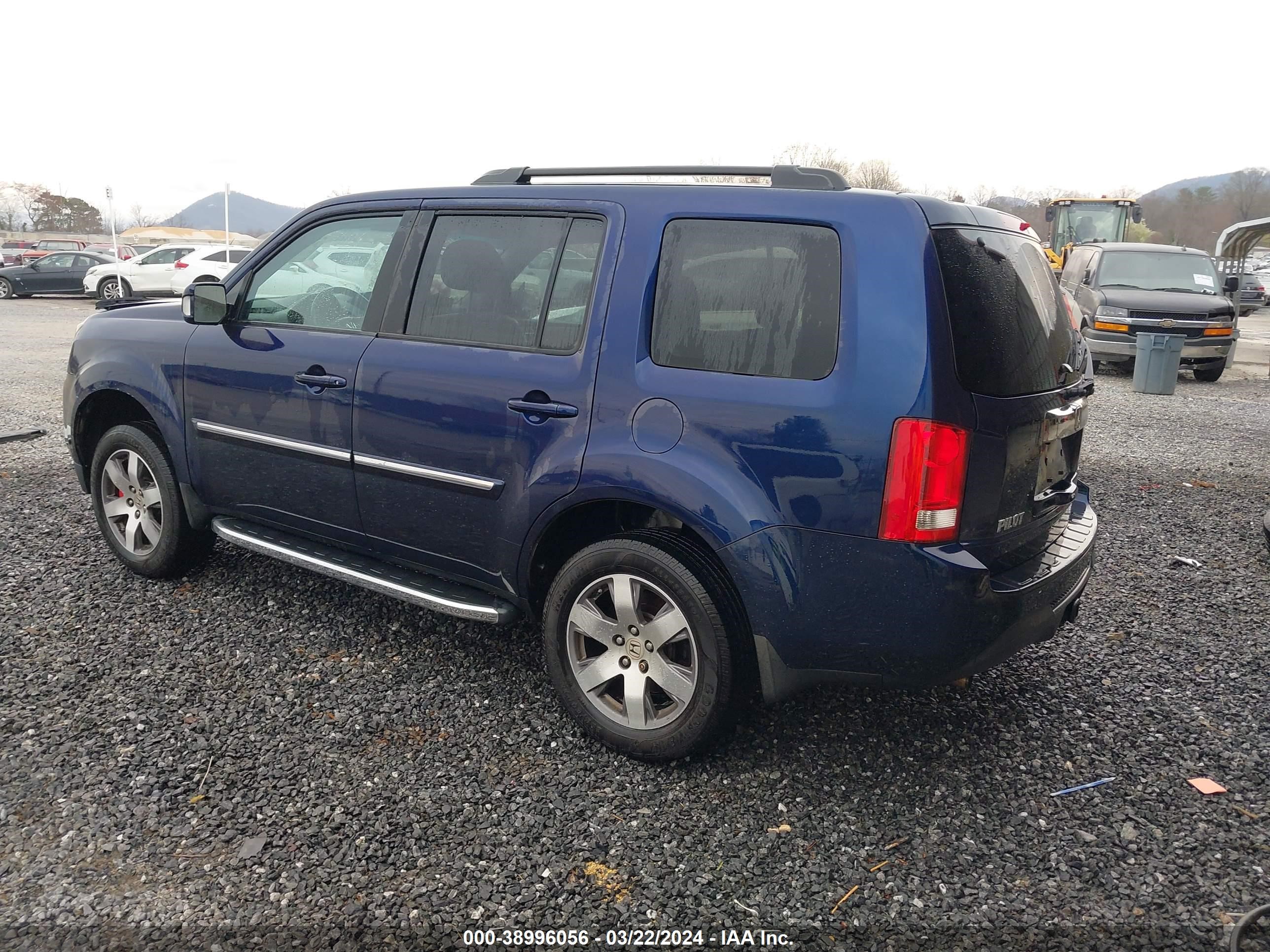 Photo 2 VIN: 5FNYF4H91DB007140 - HONDA PILOT 