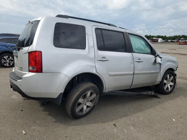 Photo 2 VIN: 5FNYF4H92EB011957 - HONDA PILOT TOUR 