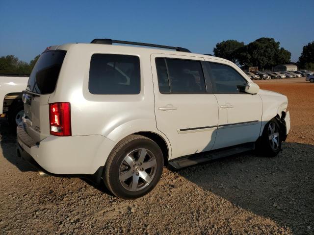 Photo 2 VIN: 5FNYF4H93CB079732 - HONDA PILOT TOUR 