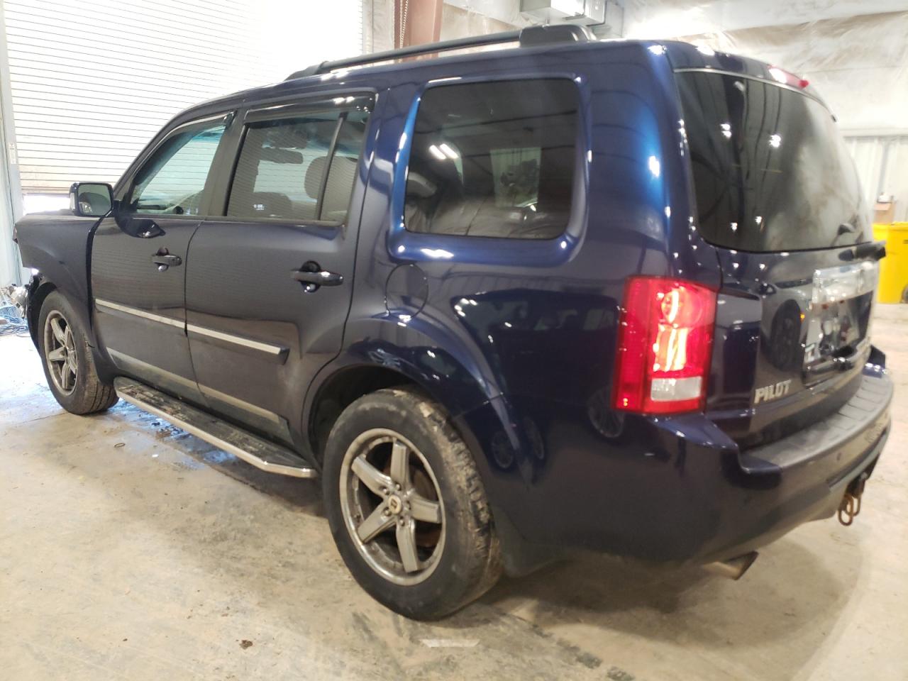 Photo 1 VIN: 5FNYF4H93EB043302 - HONDA PILOT 