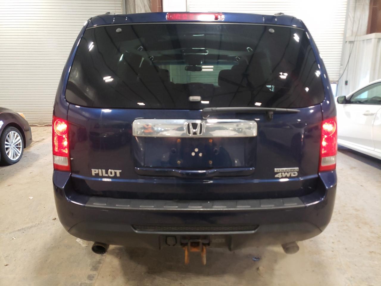 Photo 5 VIN: 5FNYF4H93EB043302 - HONDA PILOT 