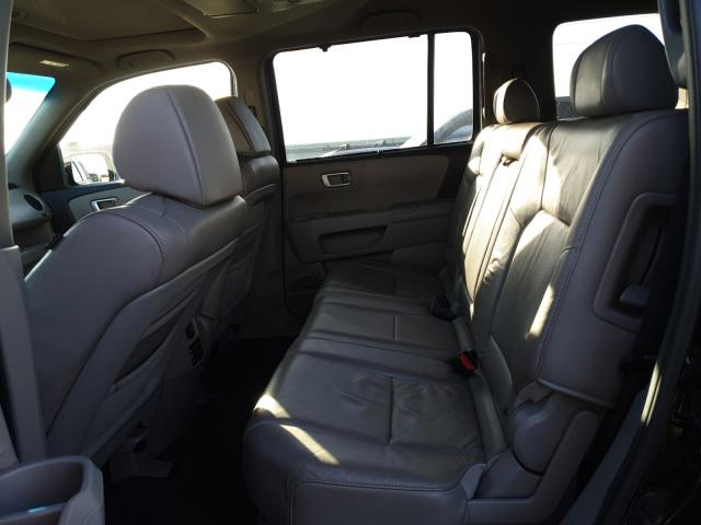 Photo 5 VIN: 5FNYF4H95AB022137 - HONDA PILOT TOUR 