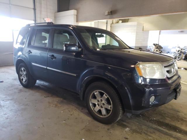 Photo 3 VIN: 5FNYF4H95BB016792 - HONDA PILOT TOUR 