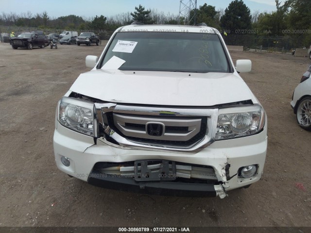 Photo 5 VIN: 5FNYF4H95BB064101 - HONDA PILOT 