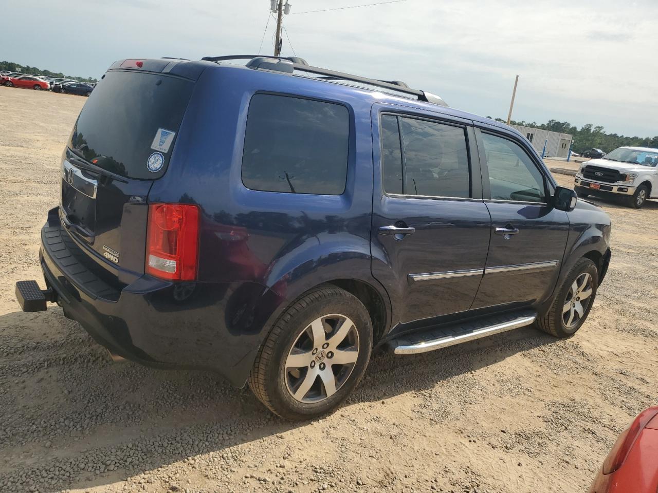 Photo 2 VIN: 5FNYF4H95DB005567 - HONDA PILOT 