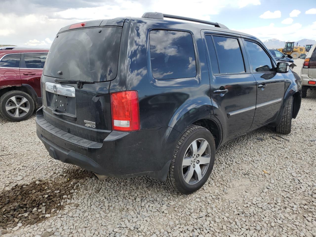 Photo 2 VIN: 5FNYF4H95DB038620 - HONDA PILOT 