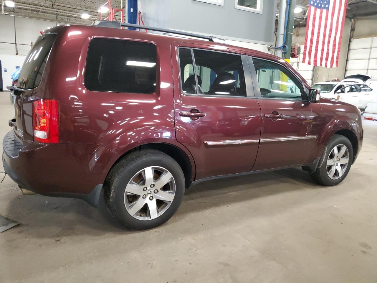 Photo 2 VIN: 5FNYF4H95EB052342 - HONDA PILOT 