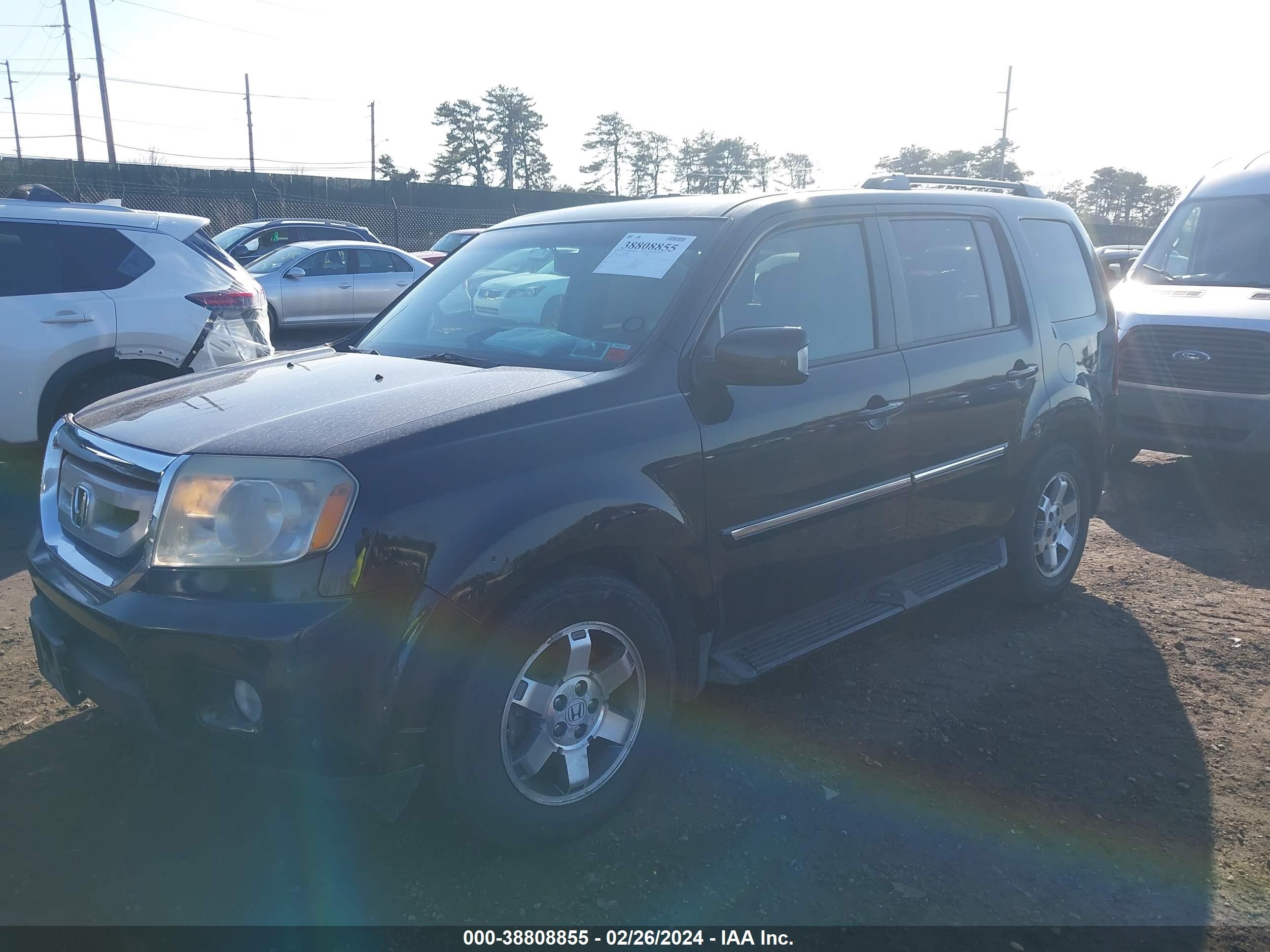 Photo 1 VIN: 5FNYF4H96AB019702 - HONDA PILOT 