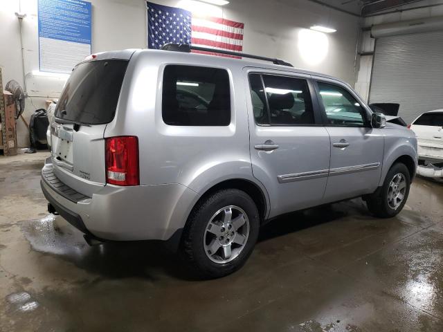 Photo 2 VIN: 5FNYF4H96AB033910 - HONDA PILOT TOUR 