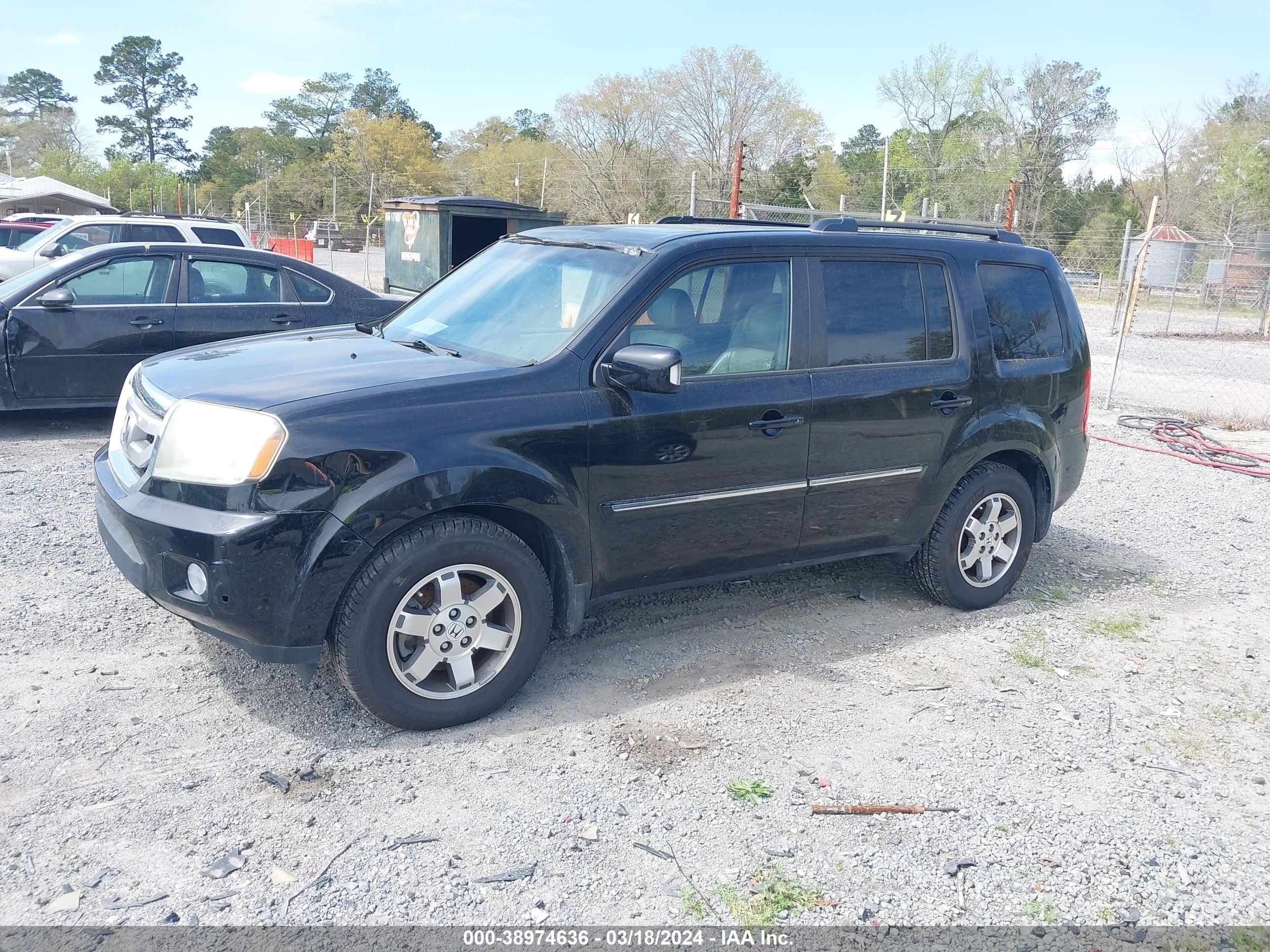 Photo 1 VIN: 5FNYF4H96BB035996 - HONDA PILOT 